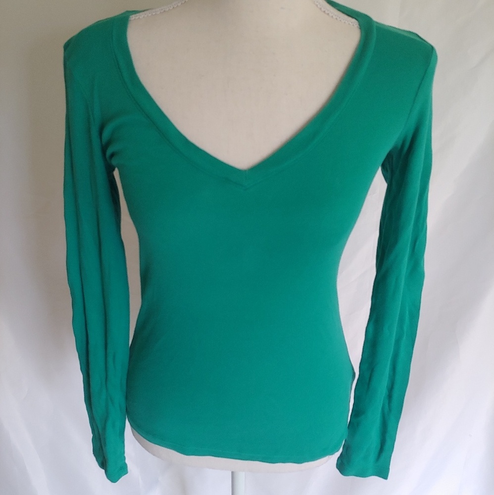Old Navy Green V Neck Long Sleeve Top